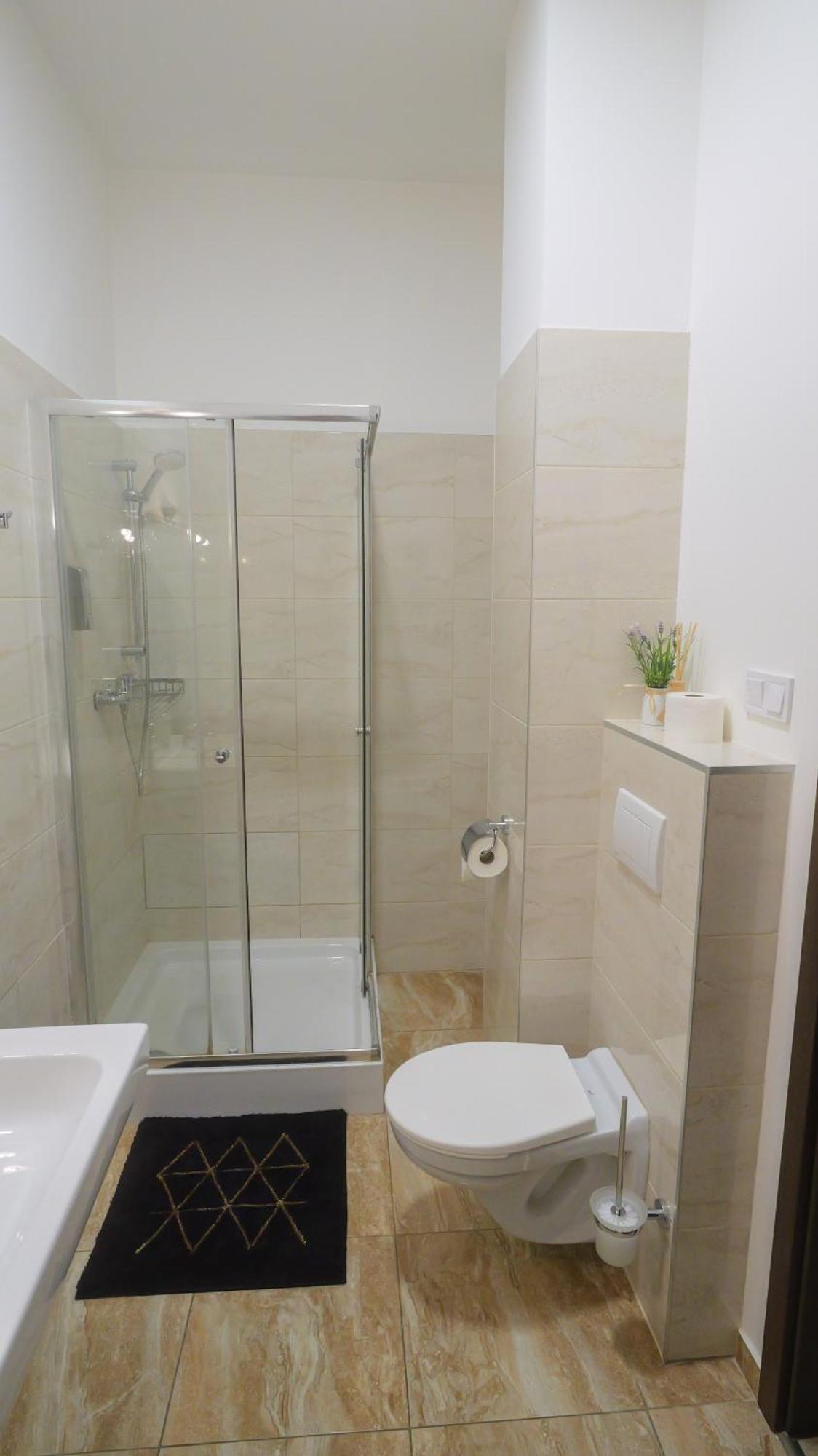 Premium City Centre Bedrooms Prešov Exterior foto